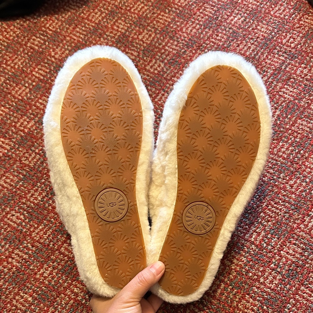 UGG Women's Cozy Cream Slippers - Picture 3 of 4